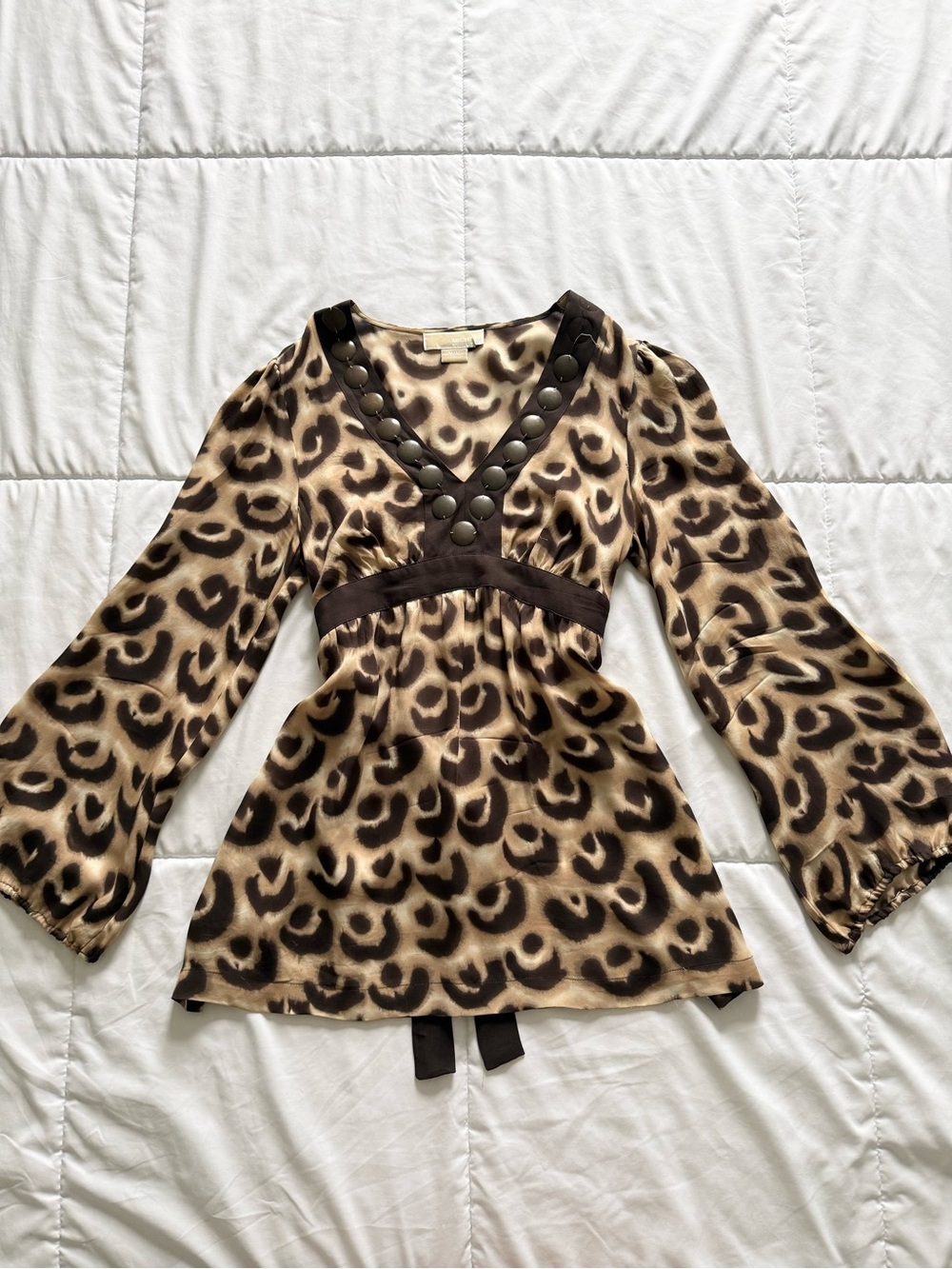 Michael kors 100% silk animal print blouse